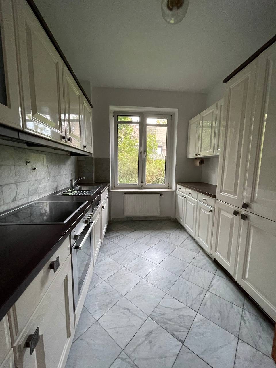 Fitted kitchen
